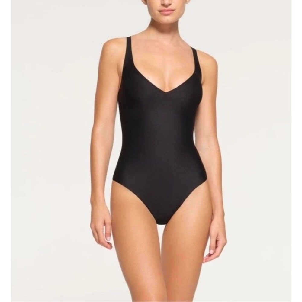 Skims Unlined Plunge Thong Bodysuit Womens XS Onyx Black New Adjustable Straps